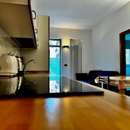 Orange Breeze Appartement Riva del Garda Buitenkant foto